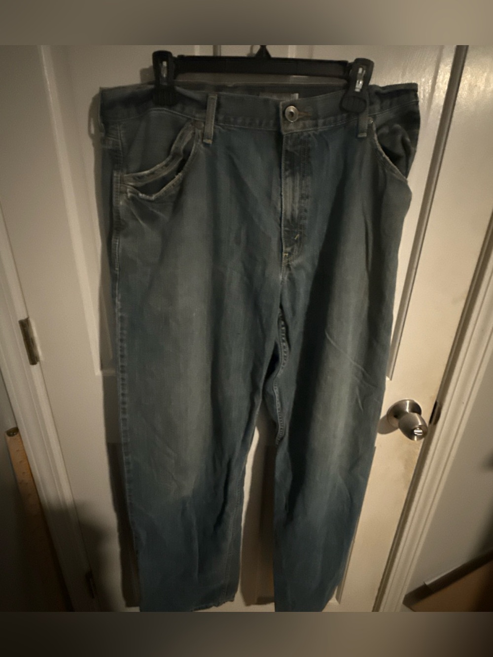 Silver tab Men’s baggy  Classic wide Leg Jeans in Faded Blue